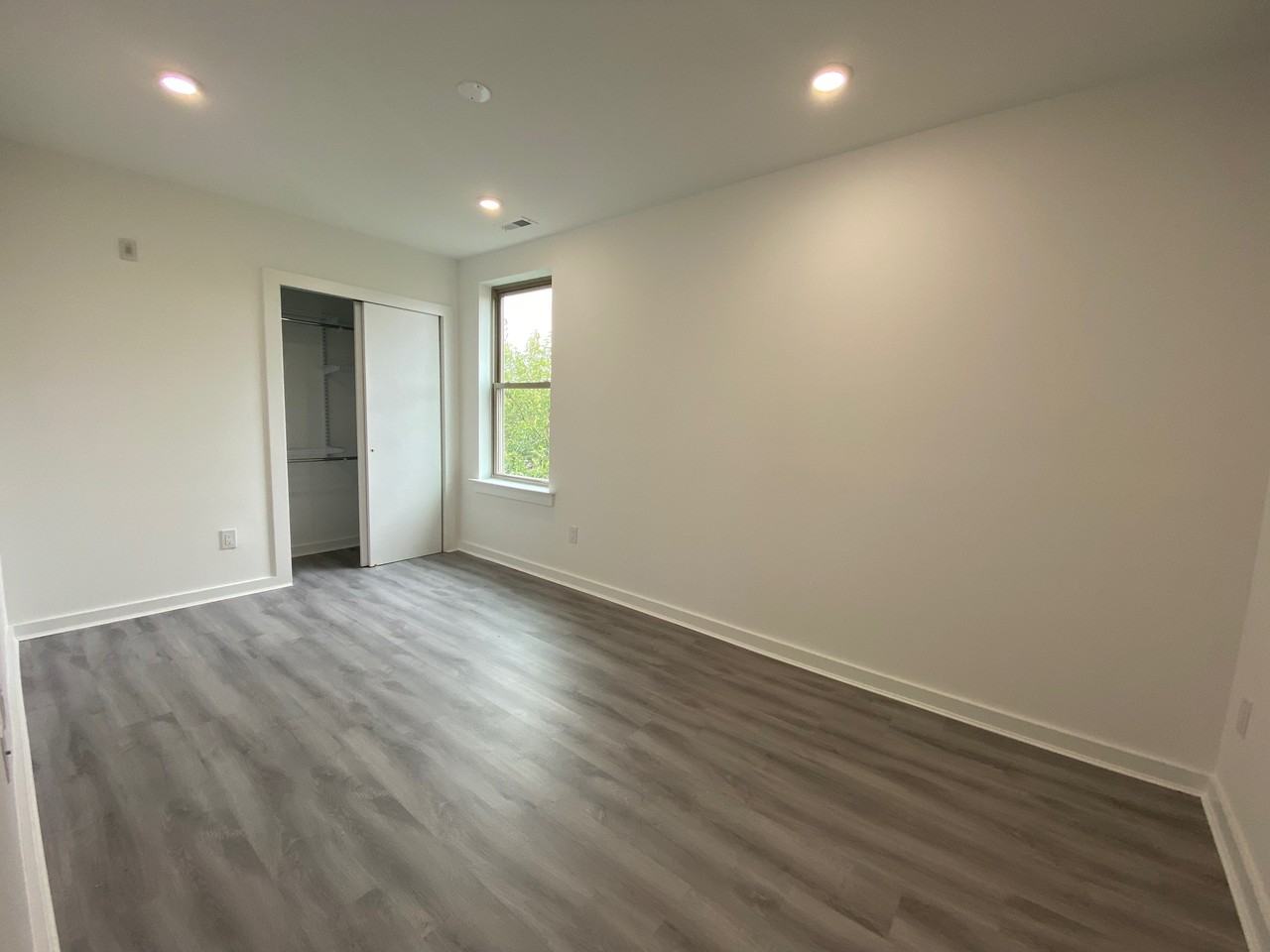 5436 Vine St #8 - Photo 7 of 7