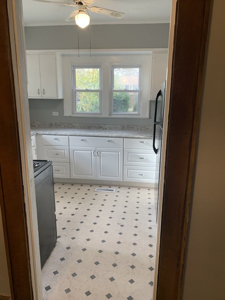 709 E Oldham Ave #NA - Photo 4 of 9