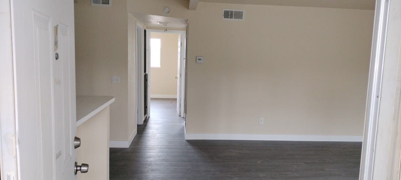 1220 N Lugo Ave #4D - Photo 5 of 7