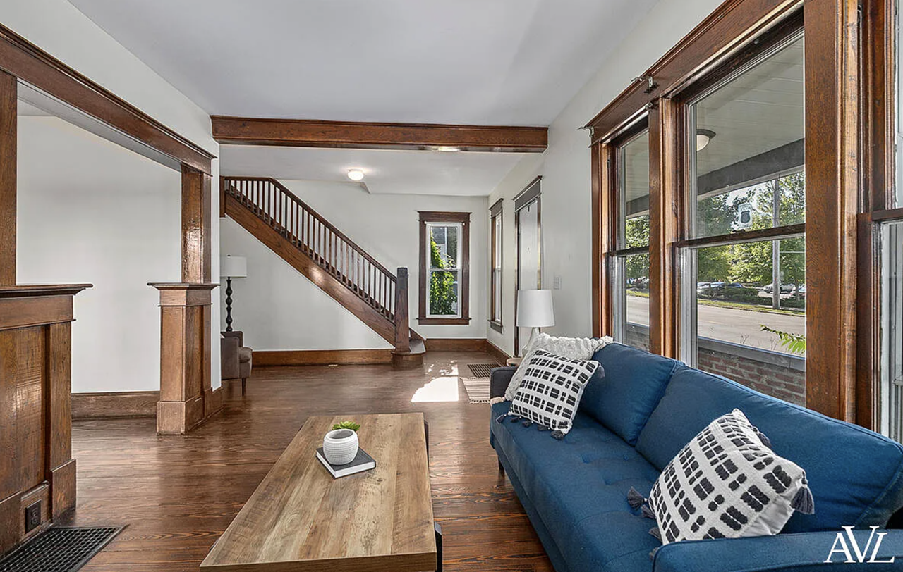 443 Hall St Se #NA - Photo 3 of 19