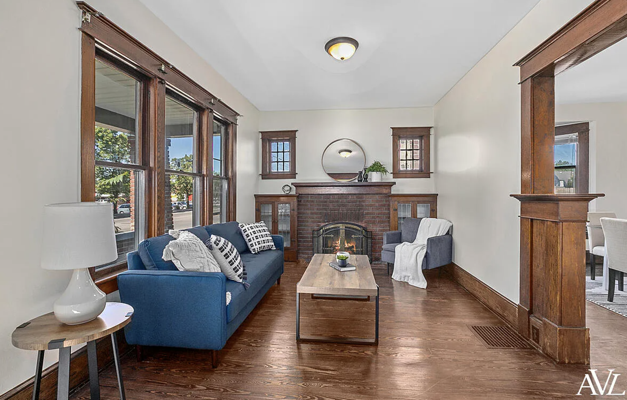 443 Hall St Se #NA - Photo 4 of 19