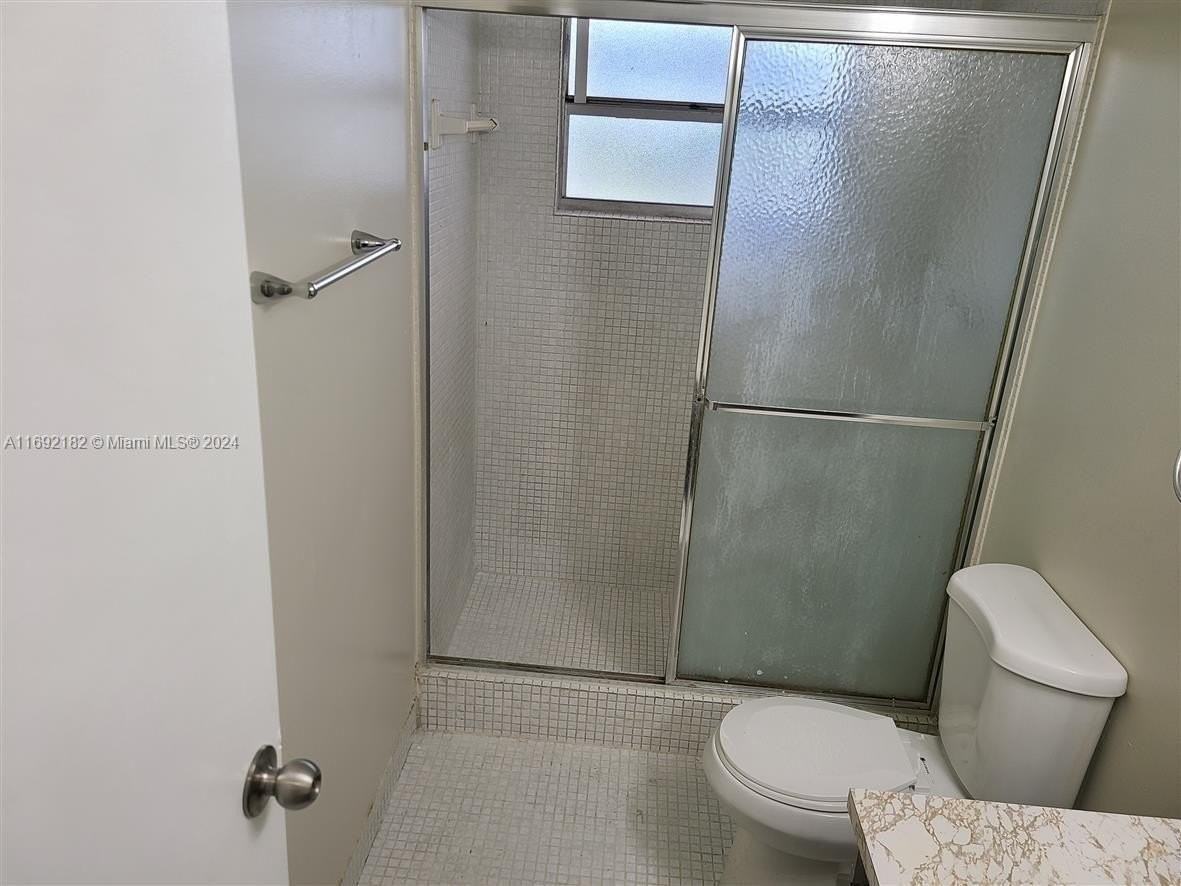 8411 Lagos De Campo Boulevard #303U - Photo 6 of 14