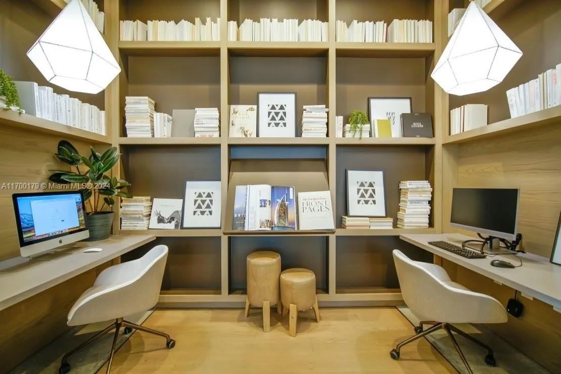 1919 Se 10th Ave #2130 - Photo 6 of 35