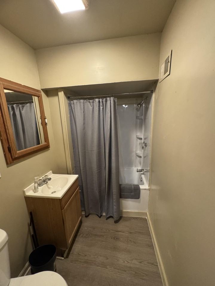 Maywood Rd - Photo 4 of 6