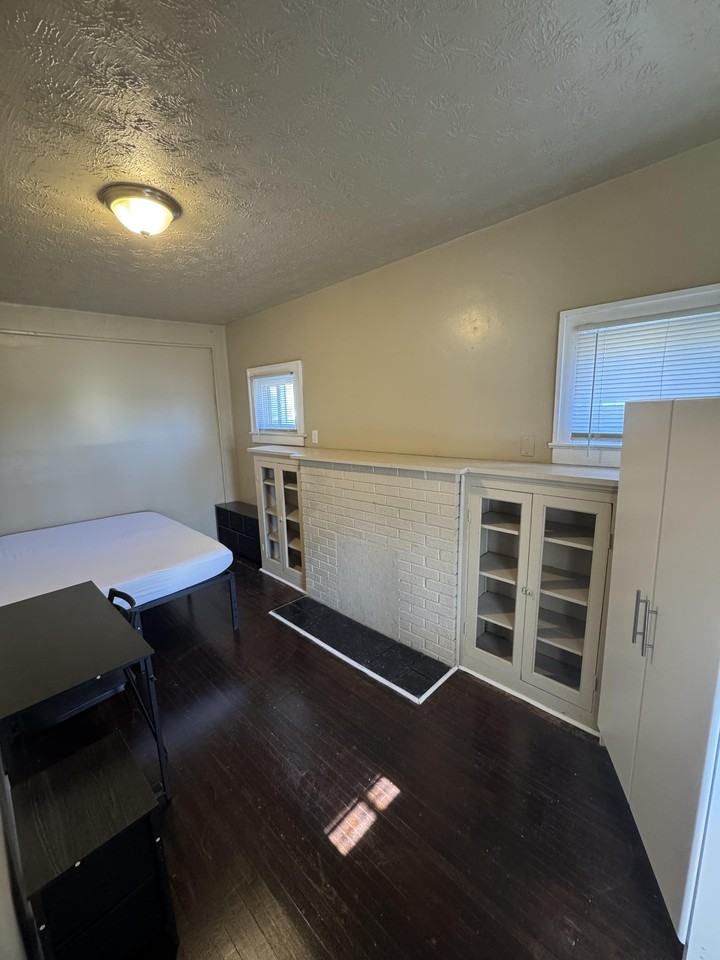 Maywood Rd - Photo 6 of 6