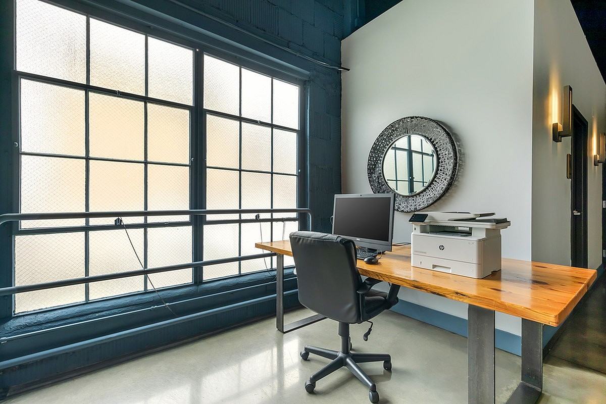 The Harriet Apartments - Photo 7 of 31