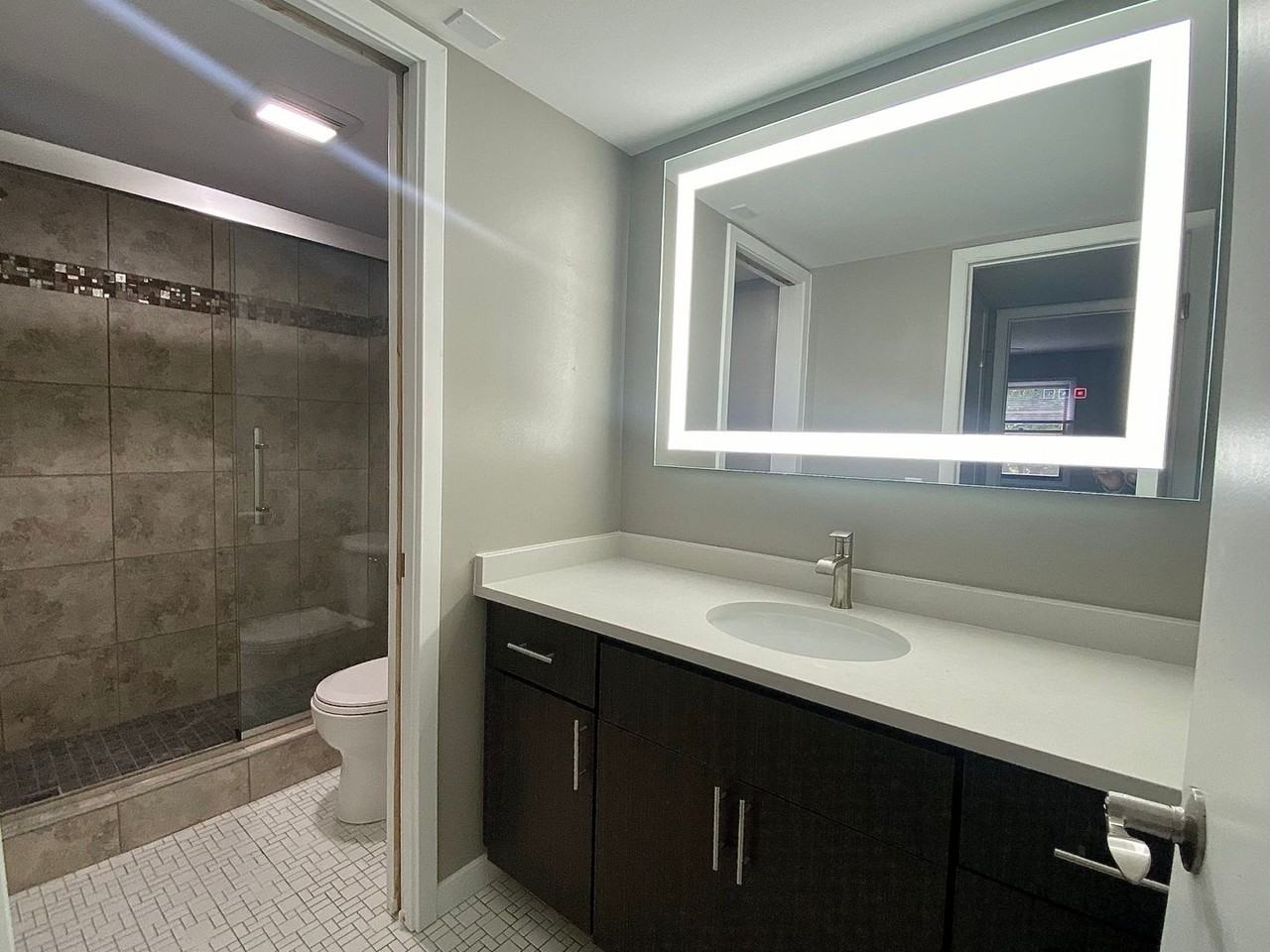 3212 Bluff St - Photo 2 of 6