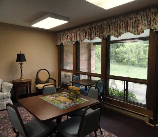 Summit Village Apartments - Photo 4 of 5