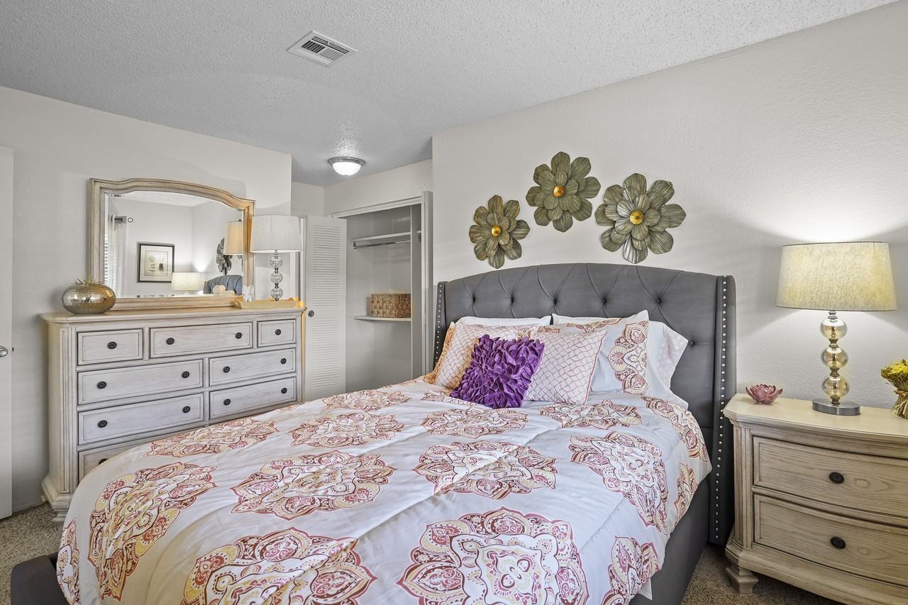 Chardonnay - Photo 7 of 17