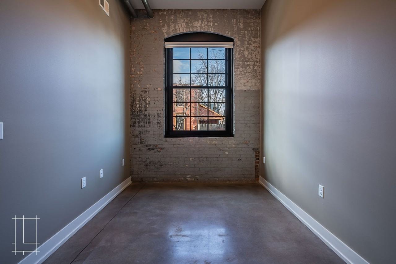180 Detroit Ave - Photo 3 of 50
