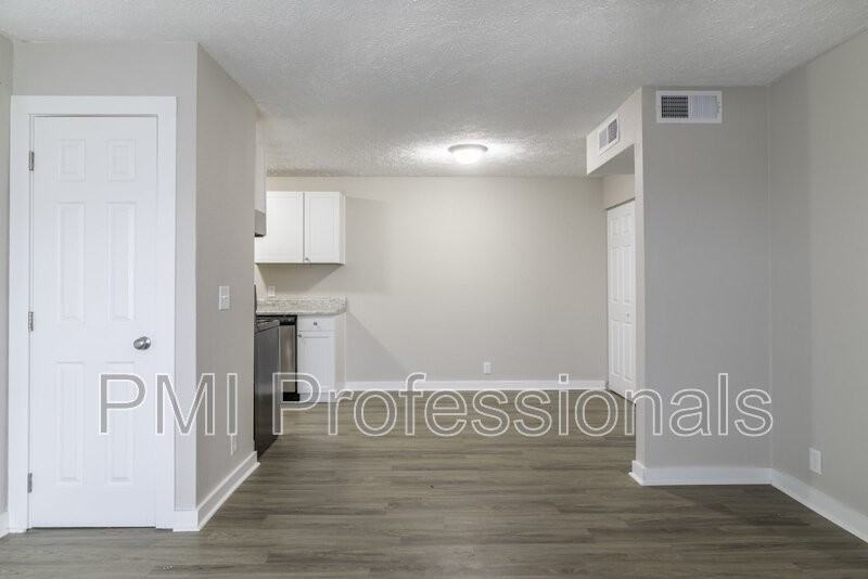 141 Kingsridge Dr - Photo 5 of 15