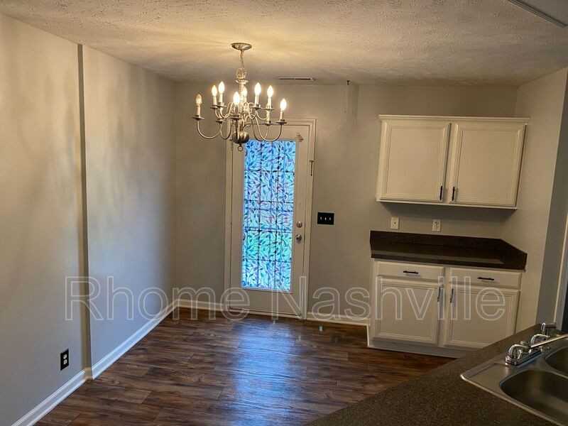 990 Tom Hailey Blvd - Photo 3 of 16