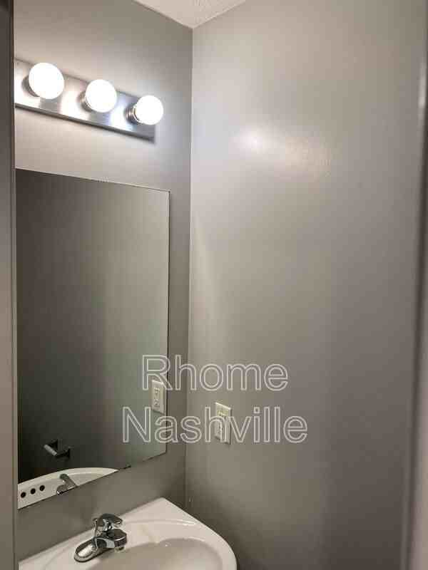 990 Tom Hailey Blvd - Photo 7 of 16