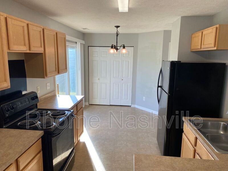 4640 Cather Ct - Photo 6 of 22