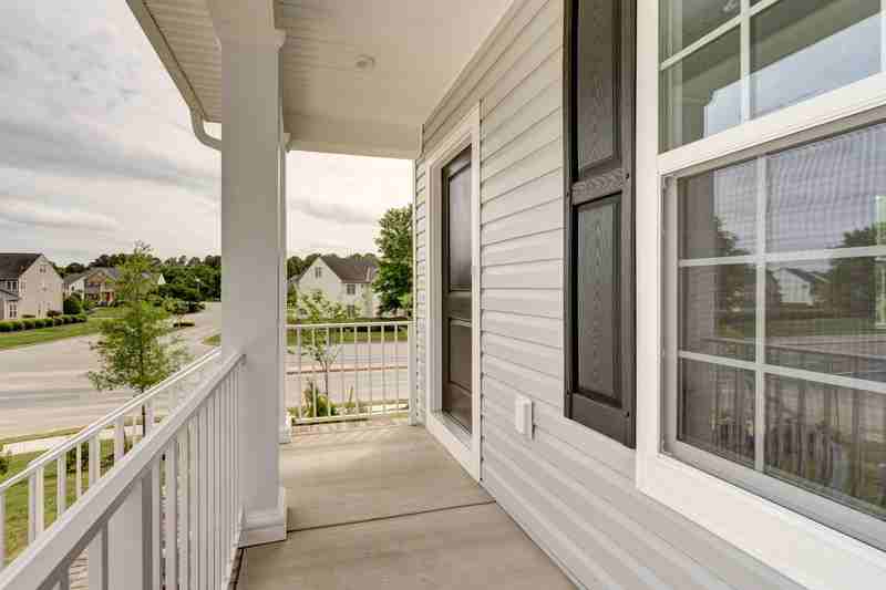 325 Northfield Heights Ln - Photo 2 of 20