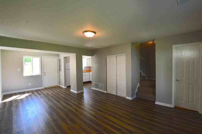 4355 Falcon Creek Blvd - Photo 2 of 15