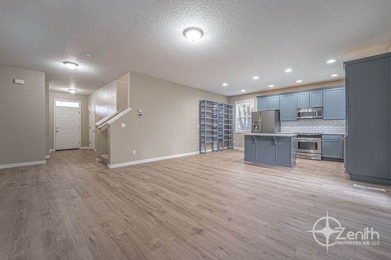 6010 Ne 56th St - Photo 6 of 30