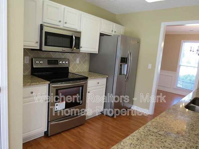 7 Woodhill Ct - Photo 2 of 25