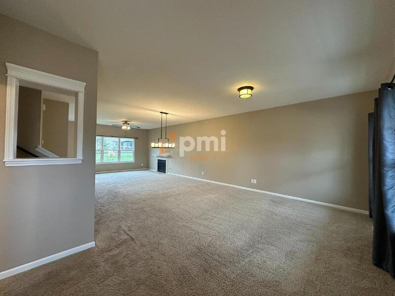 2707 Westwind Dr - Photo 3 of 42