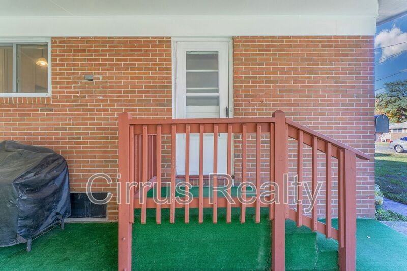 417 Greenbriar Ave - Photo 6 of 22
