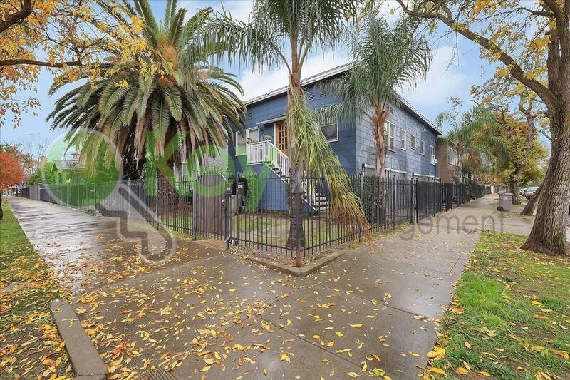 3102 1st Ave - Photo 4 of 19