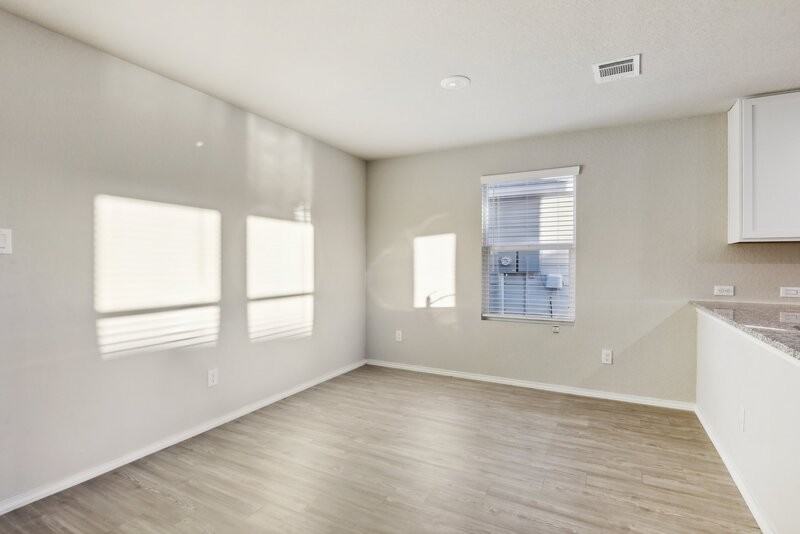 10546 Varmus Dr - Photo 6 of 46