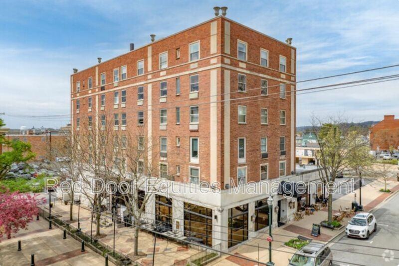 123 N Broad St #405 - Photo 2 of 7