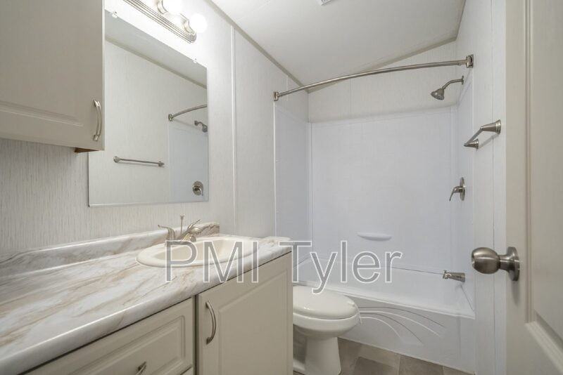 203 Sugar Maple Ln - Photo 2 of 13