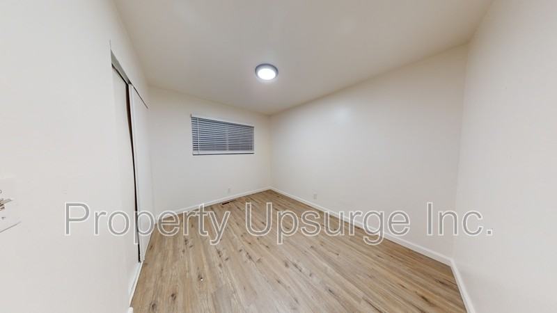 1945 9th St - Photo 5 of 12