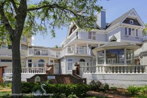 featured image of 100 1st St #11
