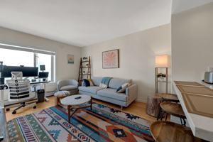 featured image of 899 Pine St