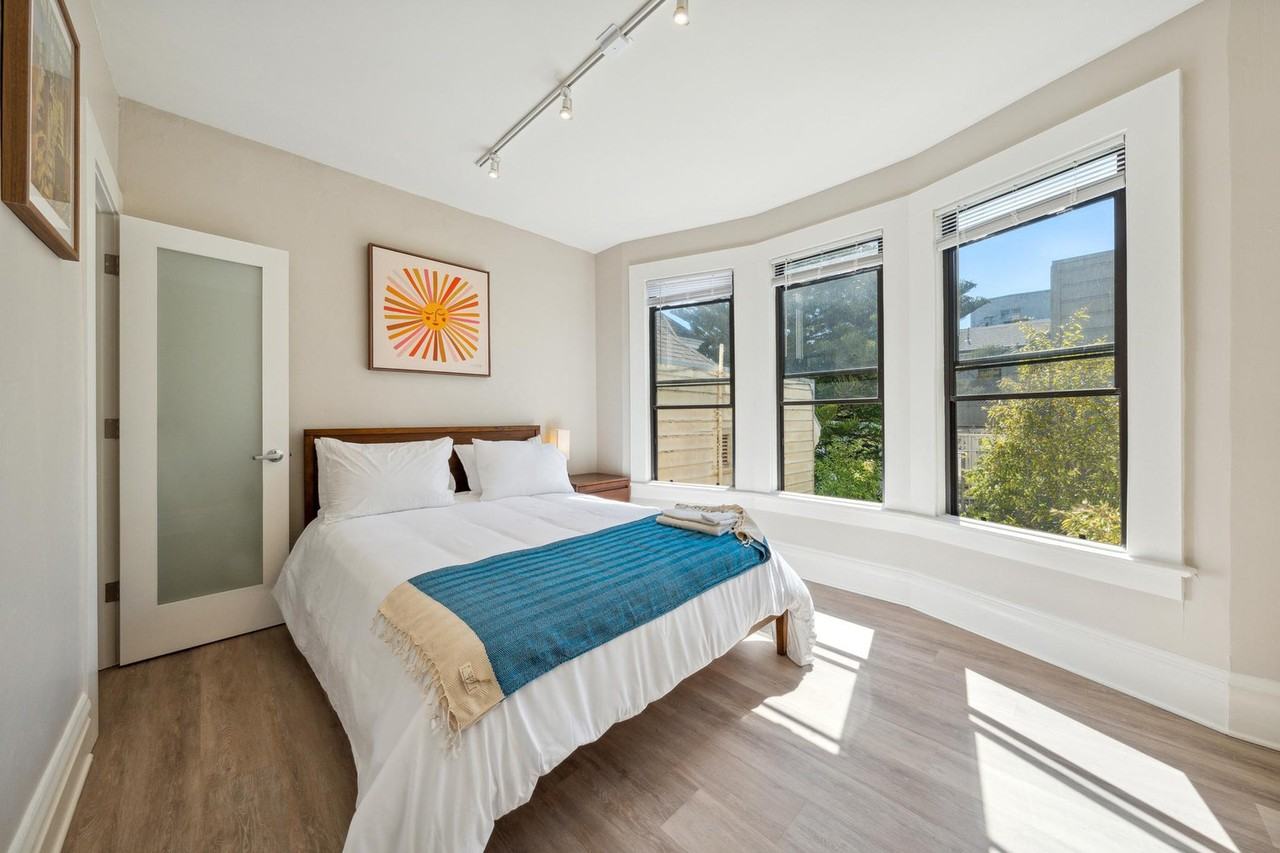 Washington St #379187P - Photo 3 of 28