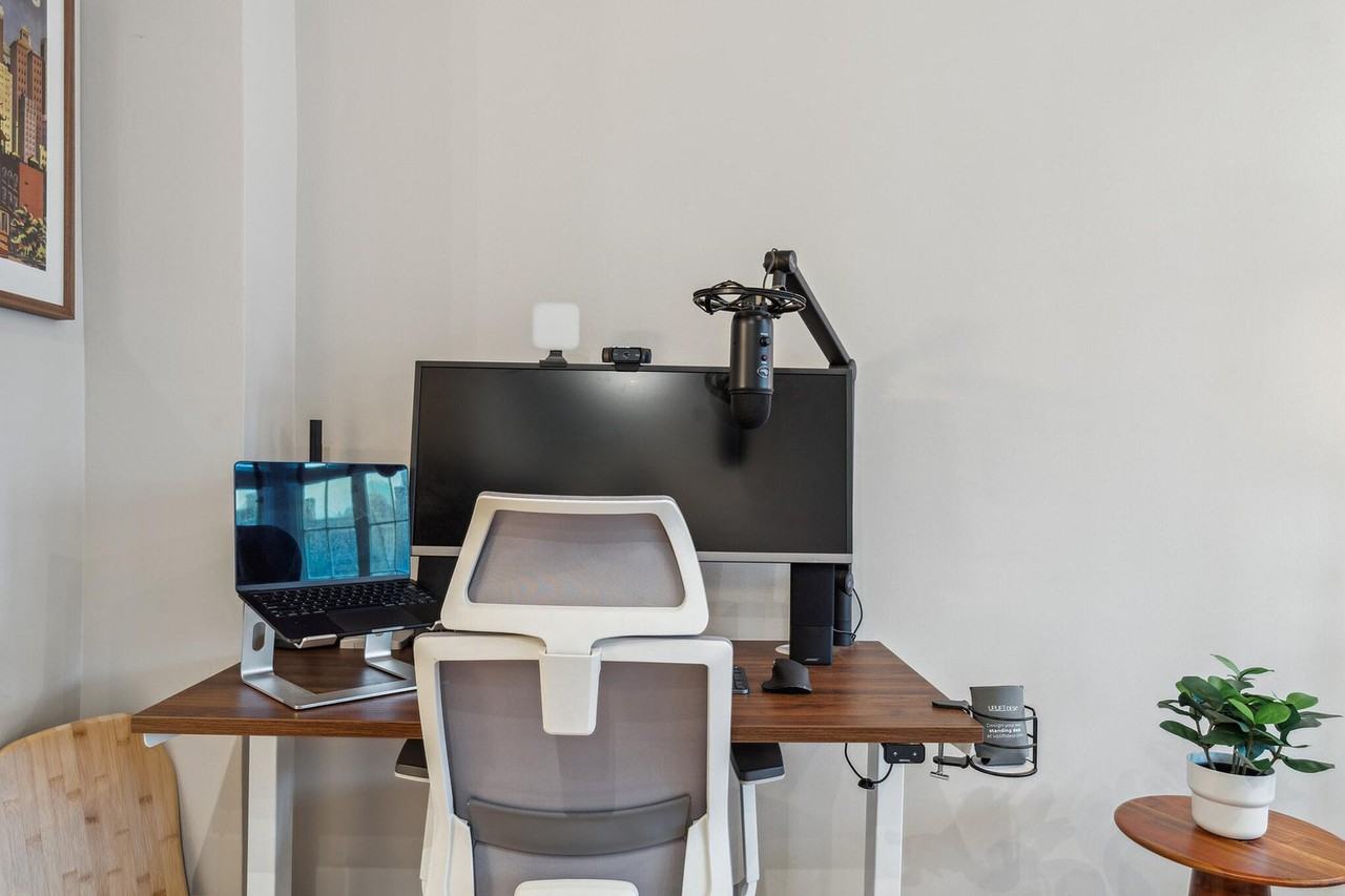 1155 Jones St #379190P - Photo 6 of 24