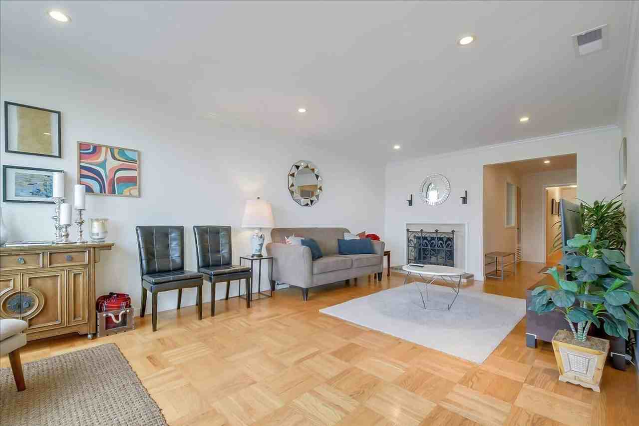 1021 Greenwich Street #1013104P - Photo 3 of 29