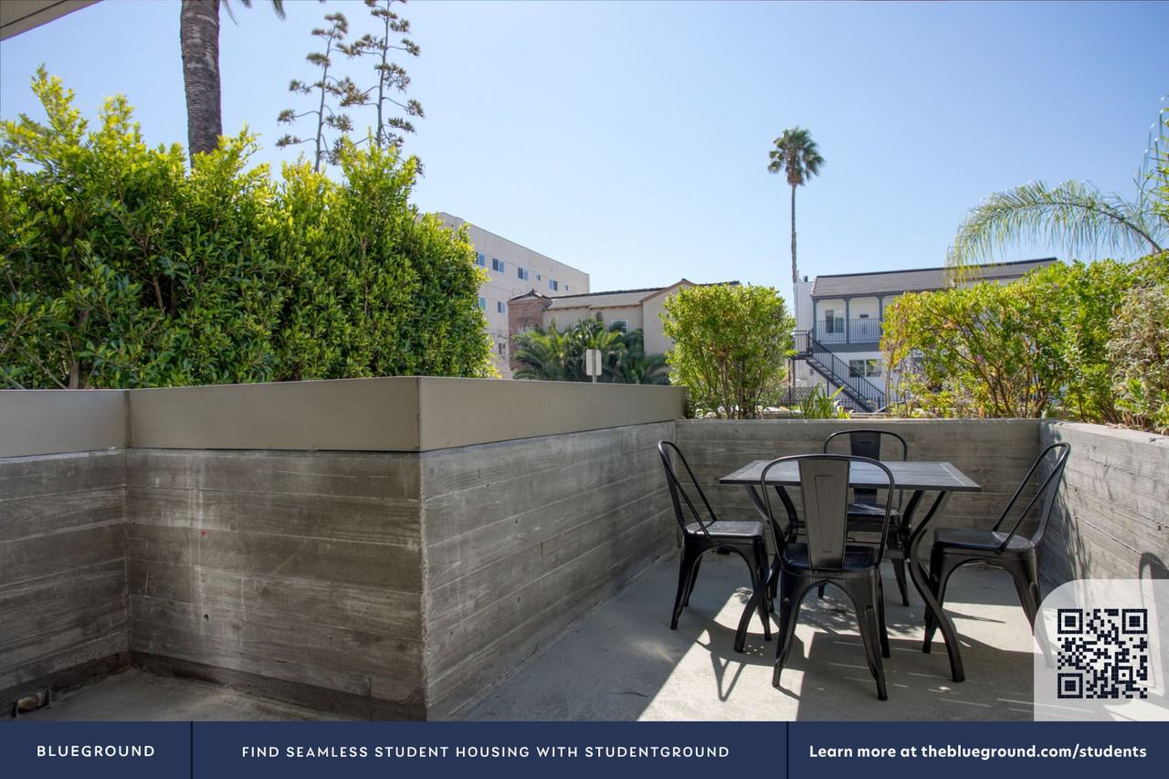 1522 S Orange Grove Ave #1121 - Photo 7 of 36