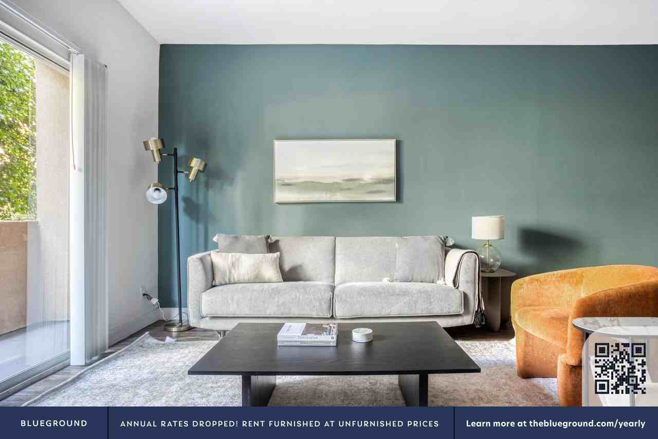 1353 North Martel Avenue - Photo 3 of 29