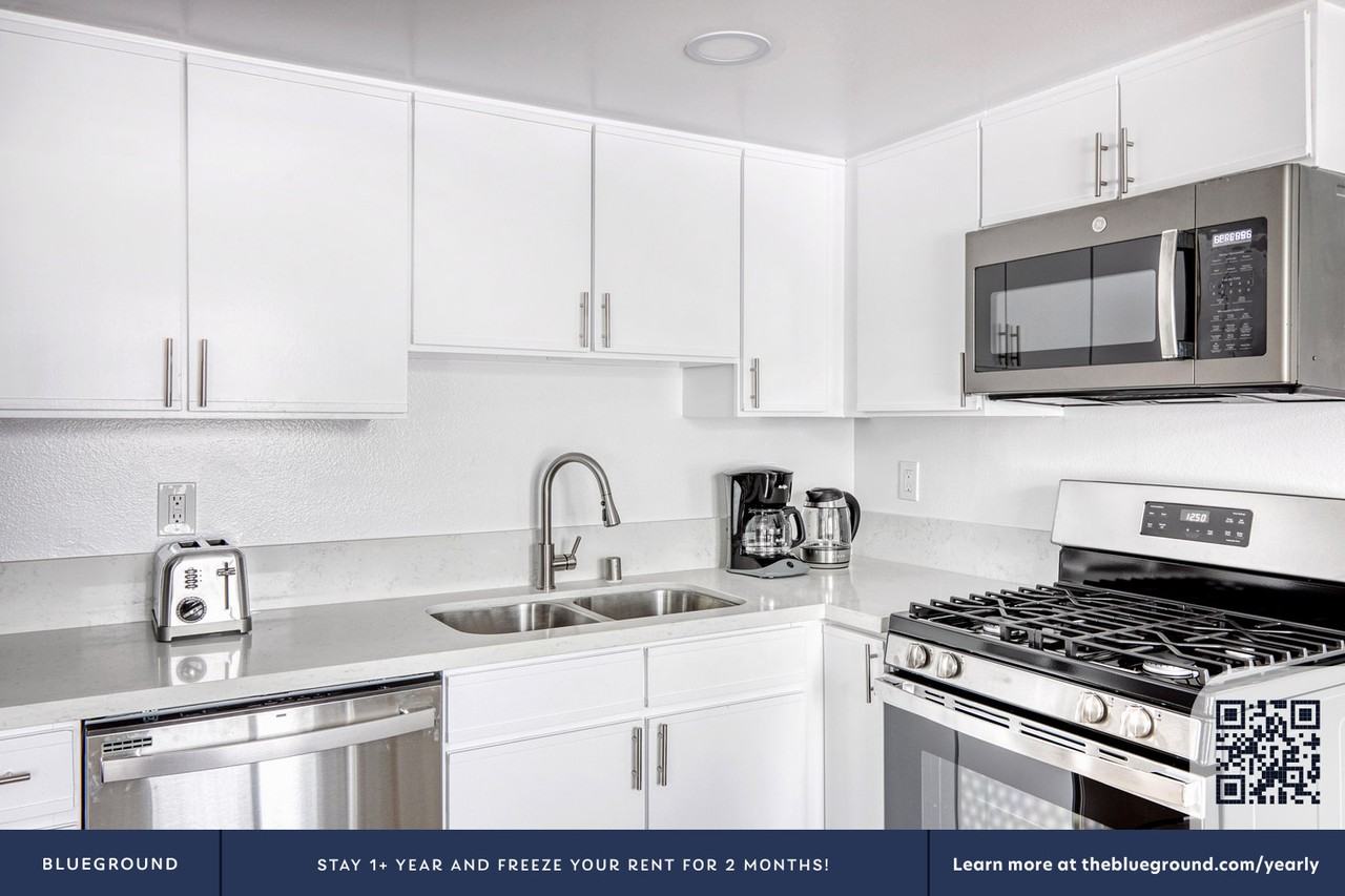 4524 Vista Del Monte Ave #495 - Photo 7 of 24