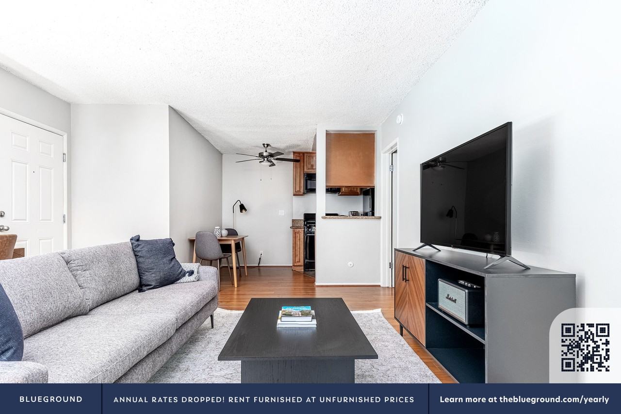 14355 Huston St #487 - Photo 4 of 34