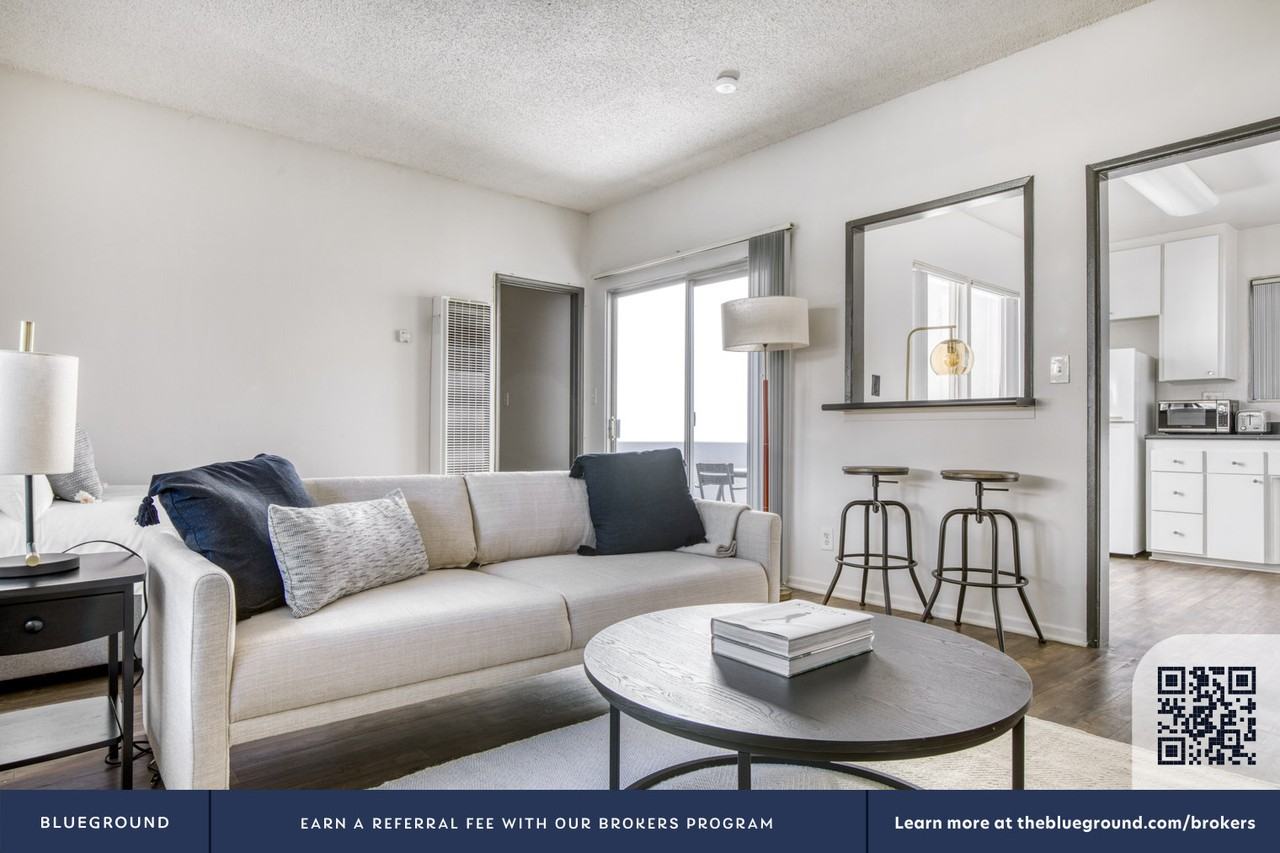 4161 W Kling St #644 - Photo 4 of 22