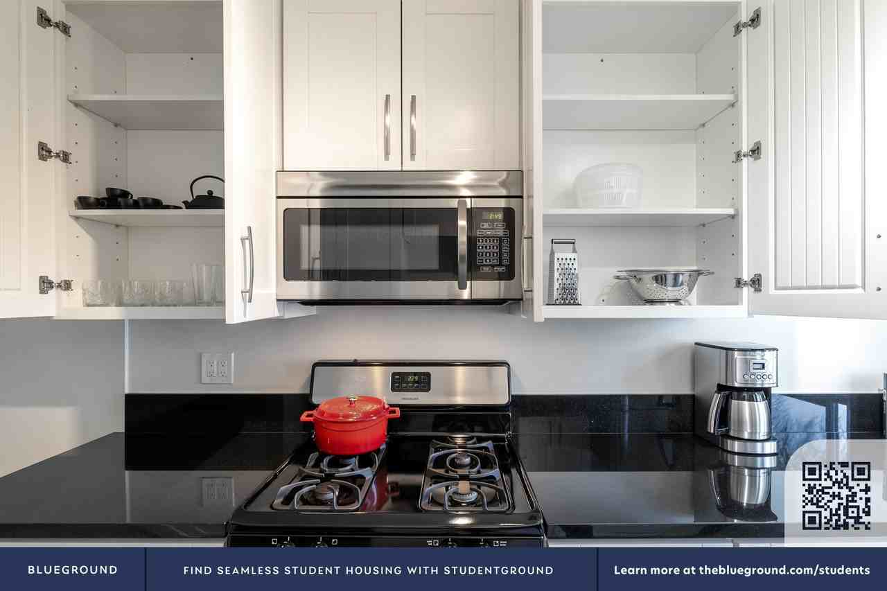 11645 Gorham Avenue - Photo 6 of 21