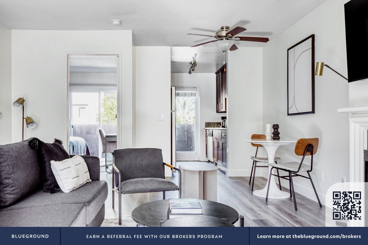 12427 W Jefferson Blvd #567 - Photo 4 of 24