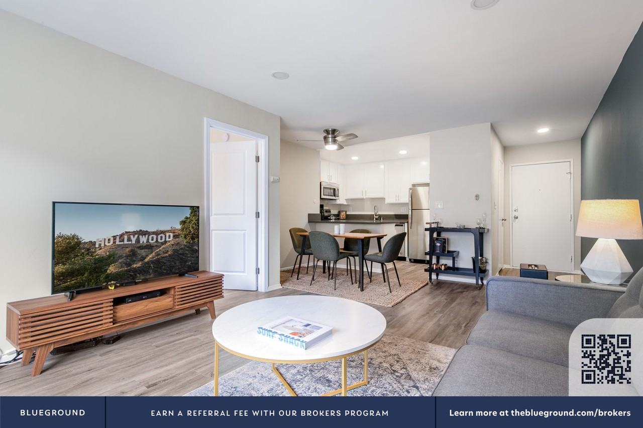 2039 North Las Palmas Avenue #117 - Photo 4 of 18