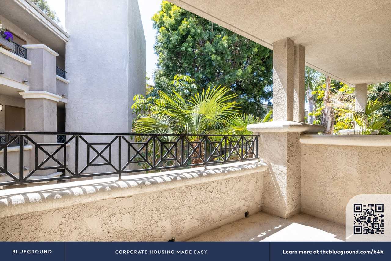 7600 Manchester Avenue - Photo 6 of 46