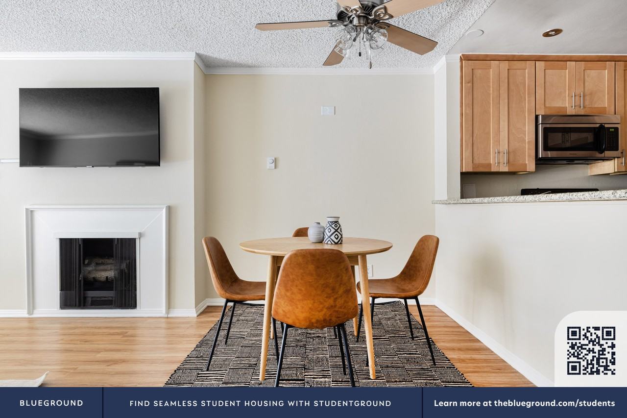 7600 Manchester Avenue - Photo 7 of 46