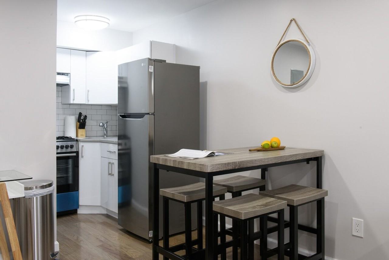 350 East 19th Street - Photo 5 of 10