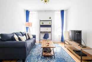 428 W 47th St - Photo 1 of 1