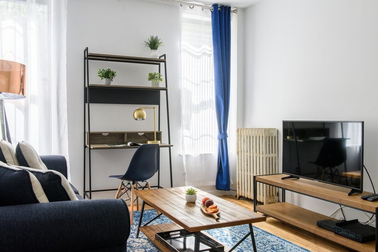 428 W 47th St #1021864P - Photo 3 of 20