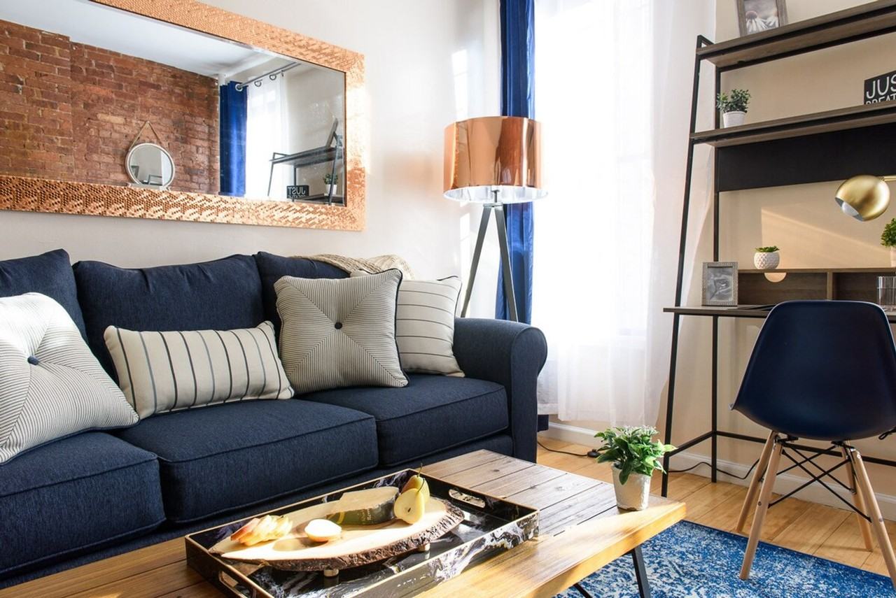 428 W 47th St #1021946P - Photo 2 of 18