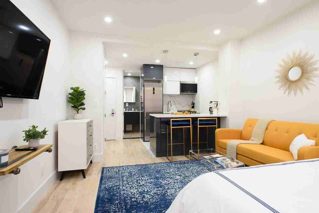 1597 York Ave #1021931P - Photo 5 of 22