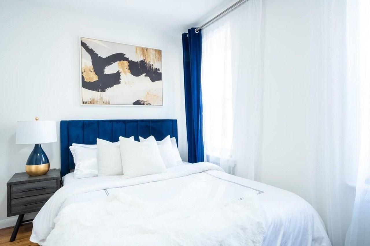 East 49th Street 220 - Photo 3 of 80